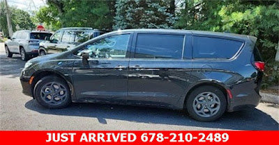 2023 Chrysler Pacifica Hybrid