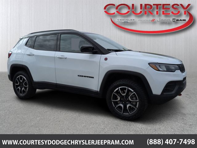 2025 Jeep Compass Trailhawk