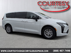 2027 Chrysler Pacifica Select