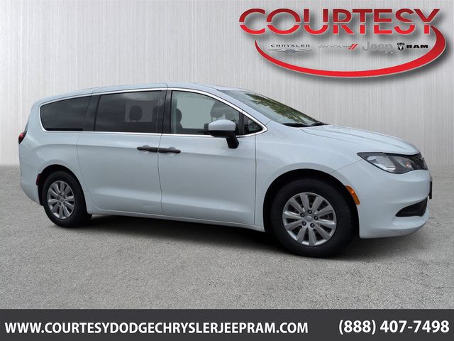2021 Chrysler Voyager L