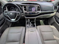2019 Toyota Highlander Limited Platinum
