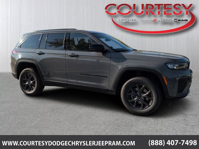 2027 Jeep Grand Cherokee Laredo Altitude