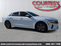 2022 Kia K5 LX